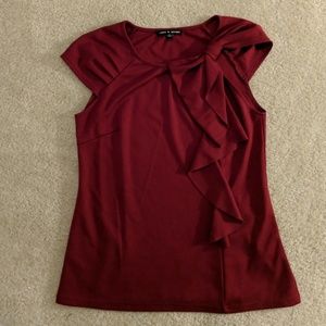 Cable & Gauge Red tie front top S